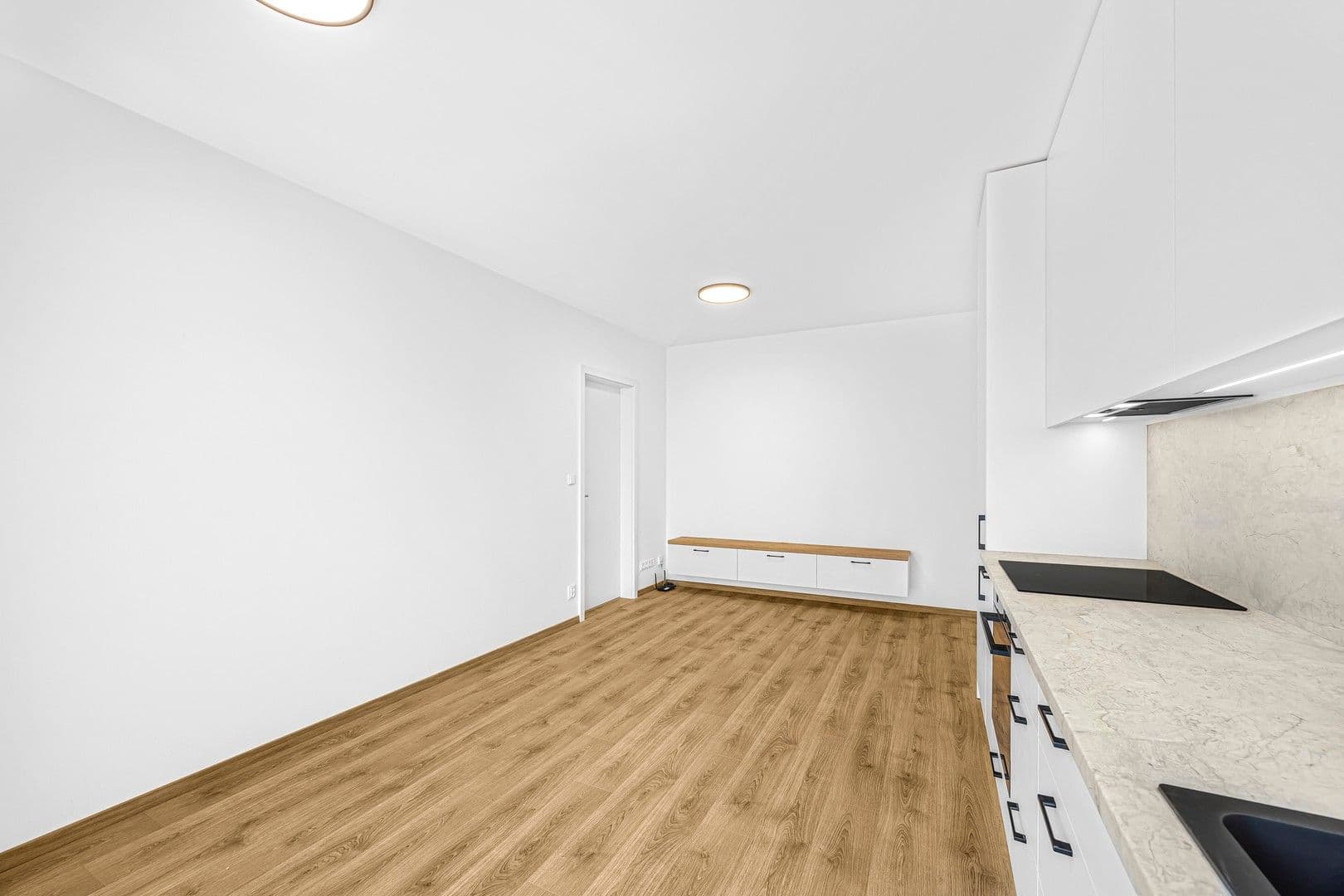 Pronájem bytu 2+kk 42 m², Pekařova, Praha, Praha Pronájem bytu 2+kk 42 m², Pekařova, Praha, Praha