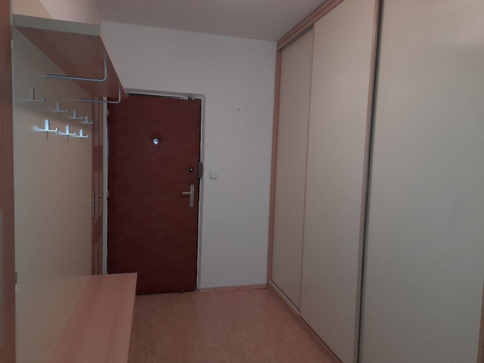 Pronájem bytu 2+1 68 m², Zárubova, Praha, Praha Pronájem bytu 2+1 68 m², Zárubova, Praha, Praha