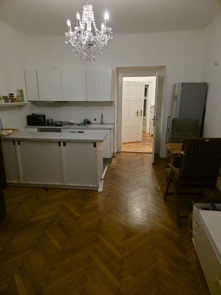 Prodej bytu 2+kk 55 m², Písecká, Praha, Praha Prodej bytu 2+kk 55 m², Písecká, Praha, Praha