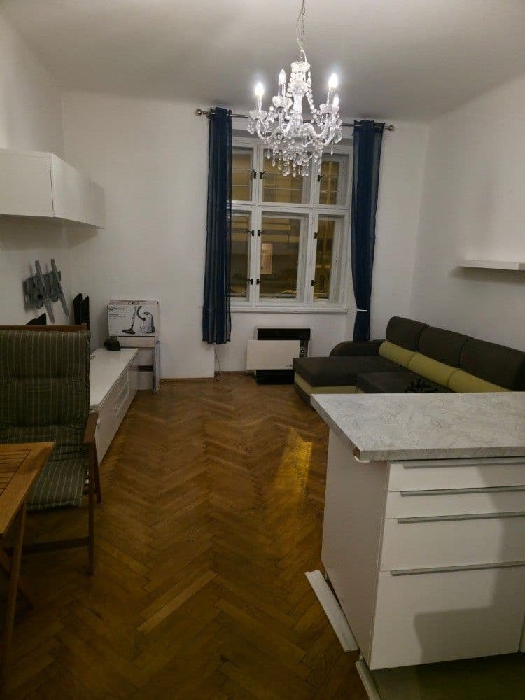 Prodej bytu 2+kk 55 m², Písecká, Praha, Praha Prodej bytu 2+kk 55 m², Písecká, Praha, Praha