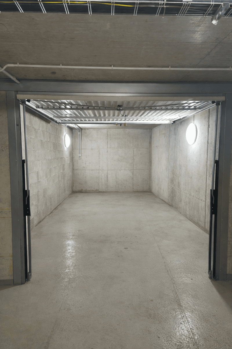 Pronájem garáže 17 m², Žebětínská, Brno, Jihomoravský kraj Pronájem garáže 17 m², Žebětínská, Brno, Jihomoravský kraj