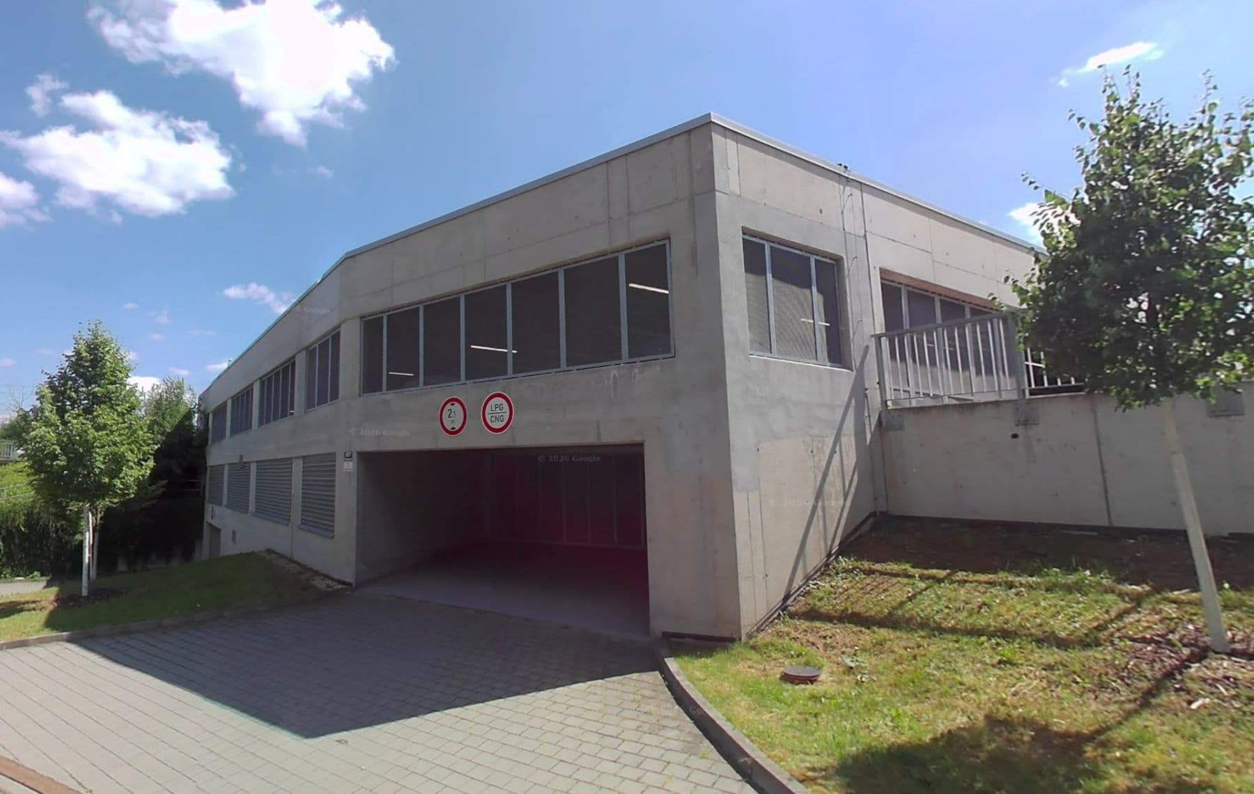 Pronájem garáže 17 m², Žebětínská, Brno, Jihomoravský kraj Pronájem garáže 17 m², Žebětínská, Brno, Jihomoravský kraj