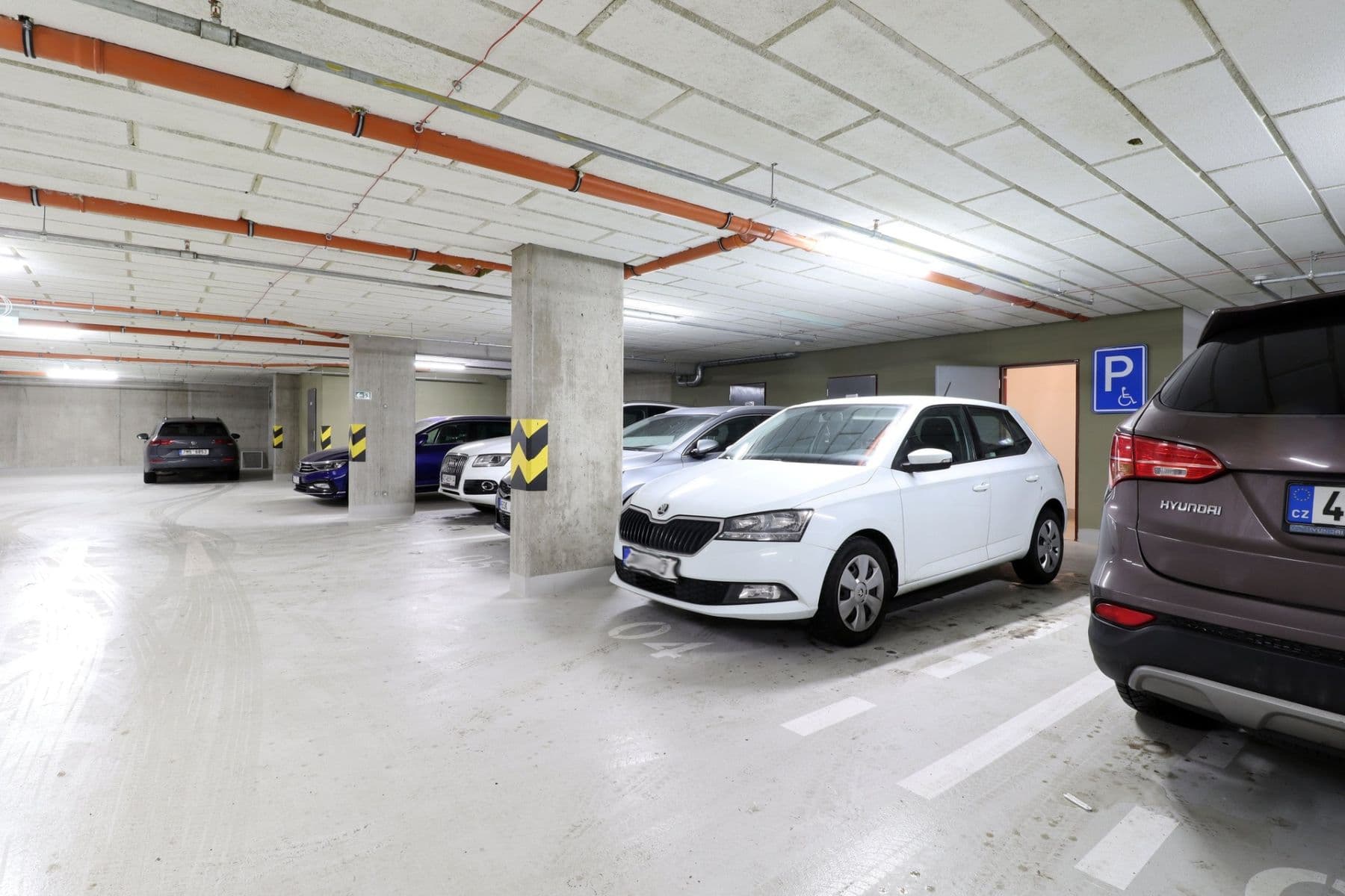 Pronájem bytu 2+kk 54 m², Spojovací, Praha, Praha Pronájem bytu 2+kk 54 m², Spojovací, Praha, Praha