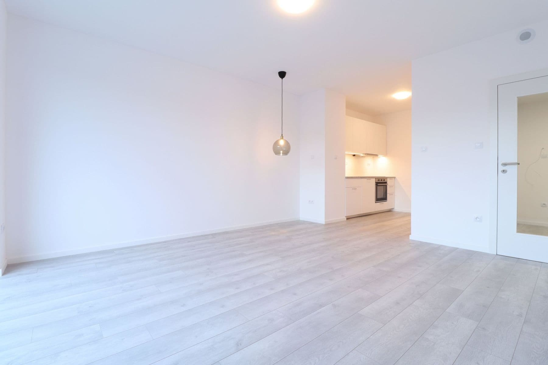 Pronájem bytu 2+kk 54 m², Spojovací, Praha, Praha Pronájem bytu 2+kk 54 m², Spojovací, Praha, Praha