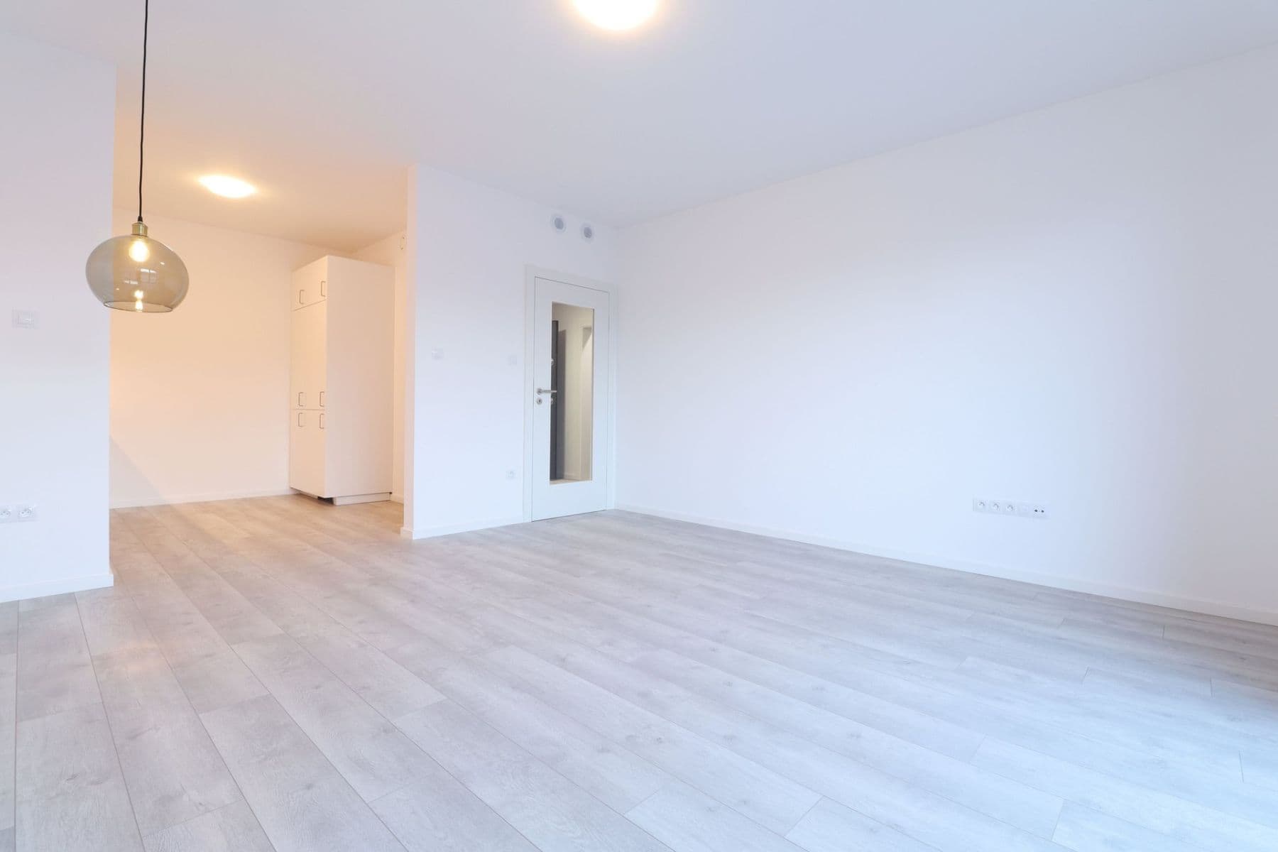 Pronájem bytu 2+kk 54 m², Spojovací, Praha, Praha Pronájem bytu 2+kk 54 m², Spojovací, Praha, Praha