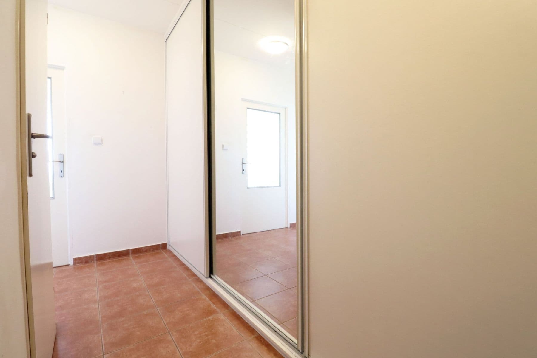 Pronájem bytu 2+kk 43 m², Modrá, Praha, Praha Pronájem bytu 2+kk 43 m², Modrá, Praha, Praha