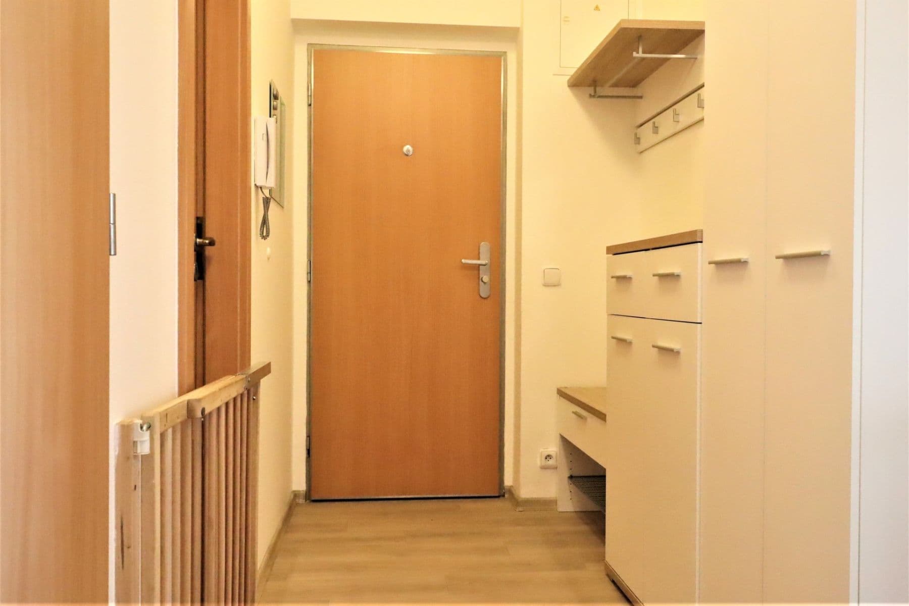 Pronájem bytu 3+kk 55 m², Vladycká, Praha, Praha Pronájem bytu 3+kk 55 m², Vladycká, Praha, Praha