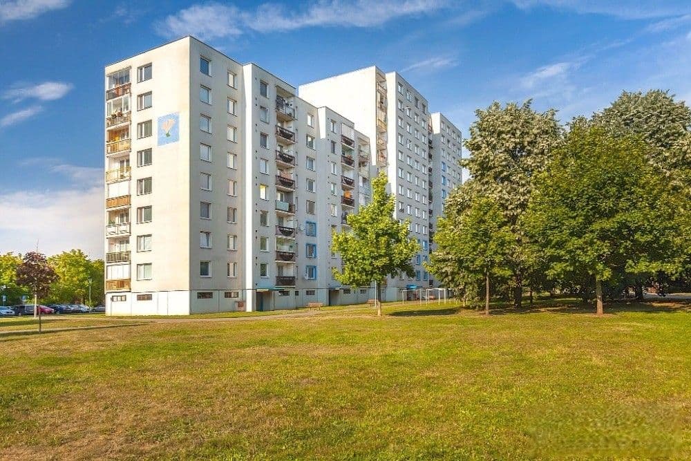 Pronájem bytu 2+kk 46 m², Lonkova, Pardubice, Pardubický kraj Pronájem bytu 2+kk 46 m², Lonkova, Pardubice, Pardubický kraj