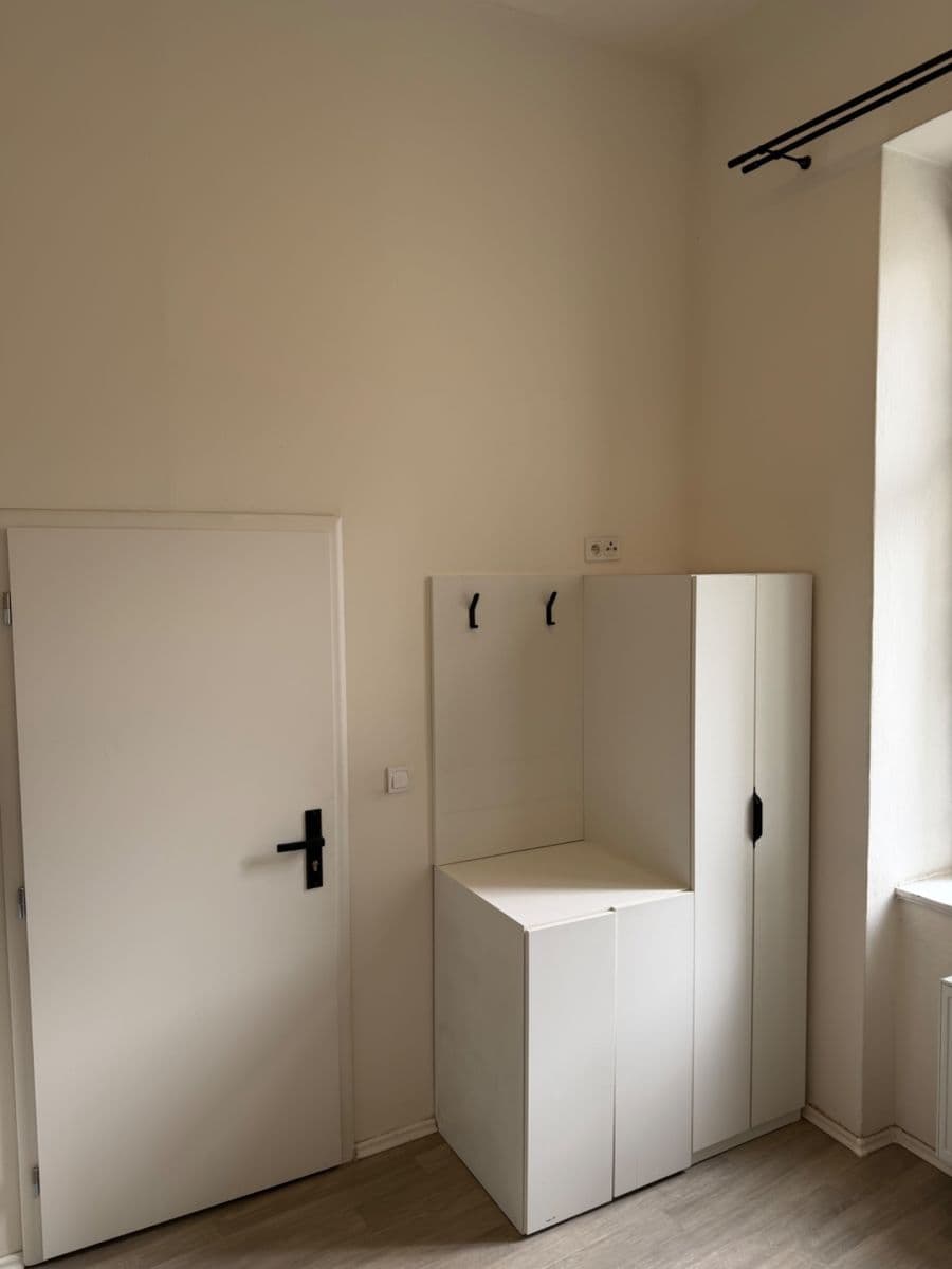 Pronájem bytu 1+kk 13 m², Sokolská, Praha, Praha Pronájem bytu 1+kk 13 m², Sokolská, Praha, Praha
