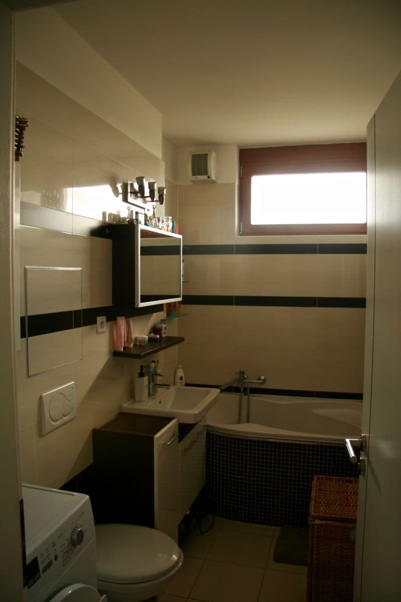 Prodej bytu 2+kk 54 m², Pod Lipami, Praha, Praha Prodej bytu 2+kk 54 m², Pod Lipami, Praha, Praha