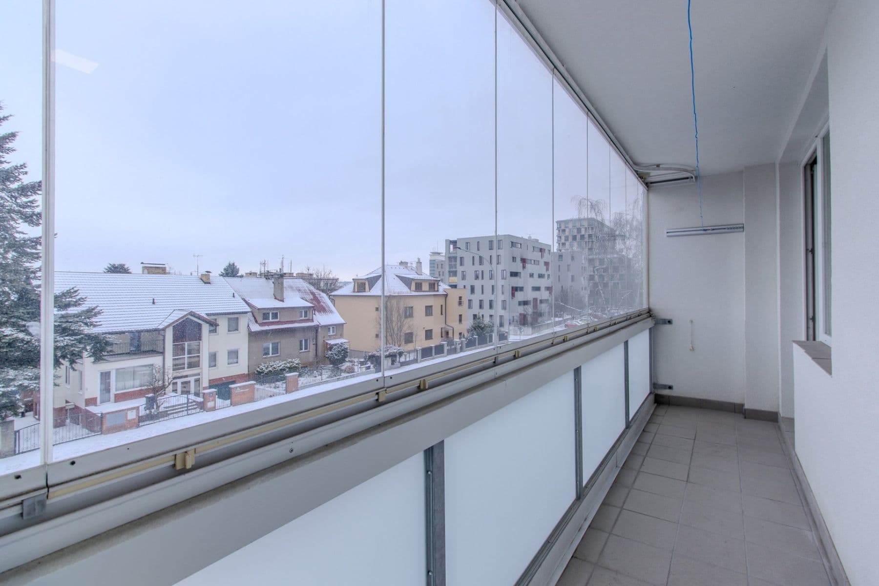 Pronájem bytu 1+kk 27 m², Kaplická, Praha, Praha Pronájem bytu 1+kk 27 m², Kaplická, Praha, Praha