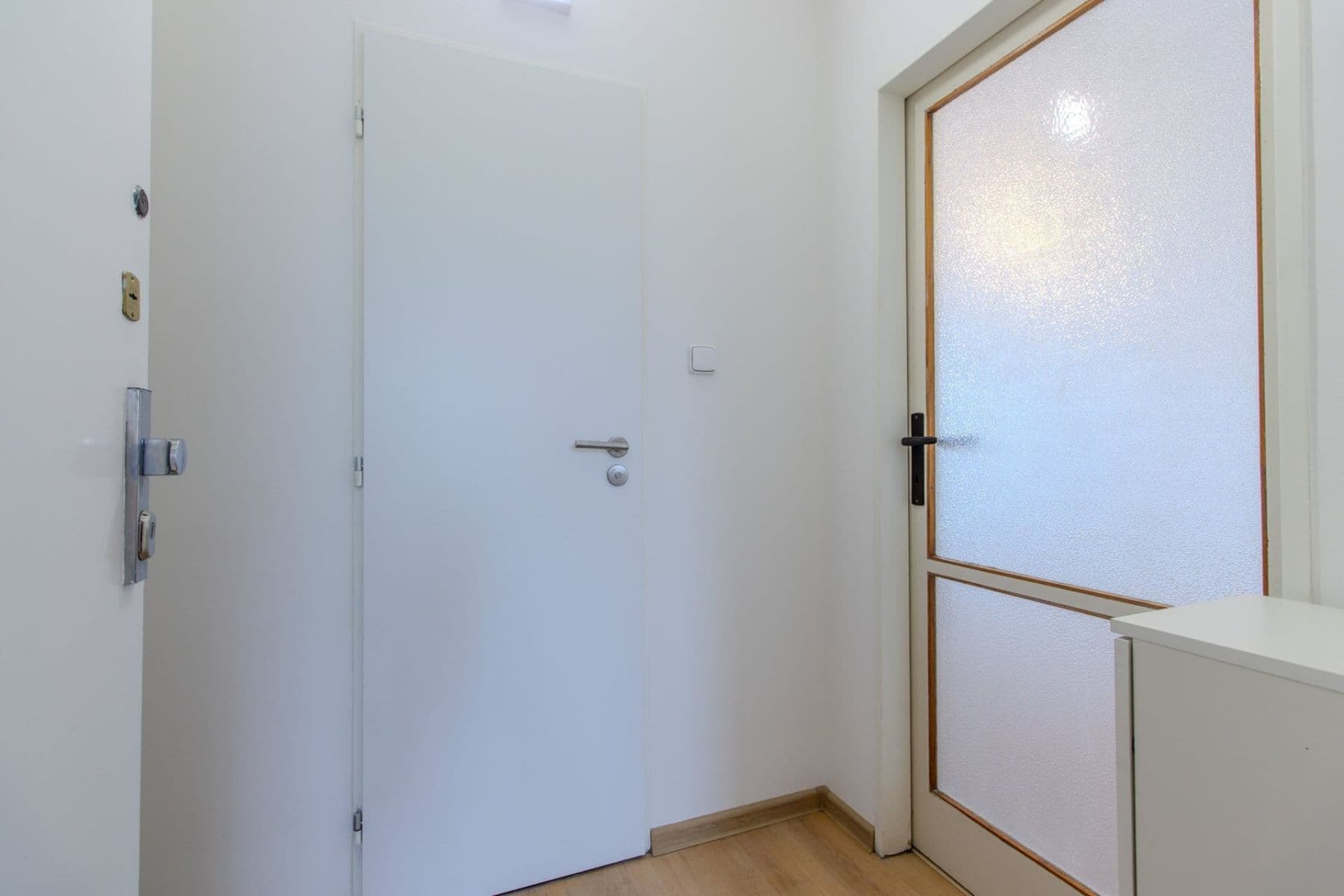 Pronájem bytu 1+kk 27 m², Kaplická, Praha, Praha Pronájem bytu 1+kk 27 m², Kaplická, Praha, Praha