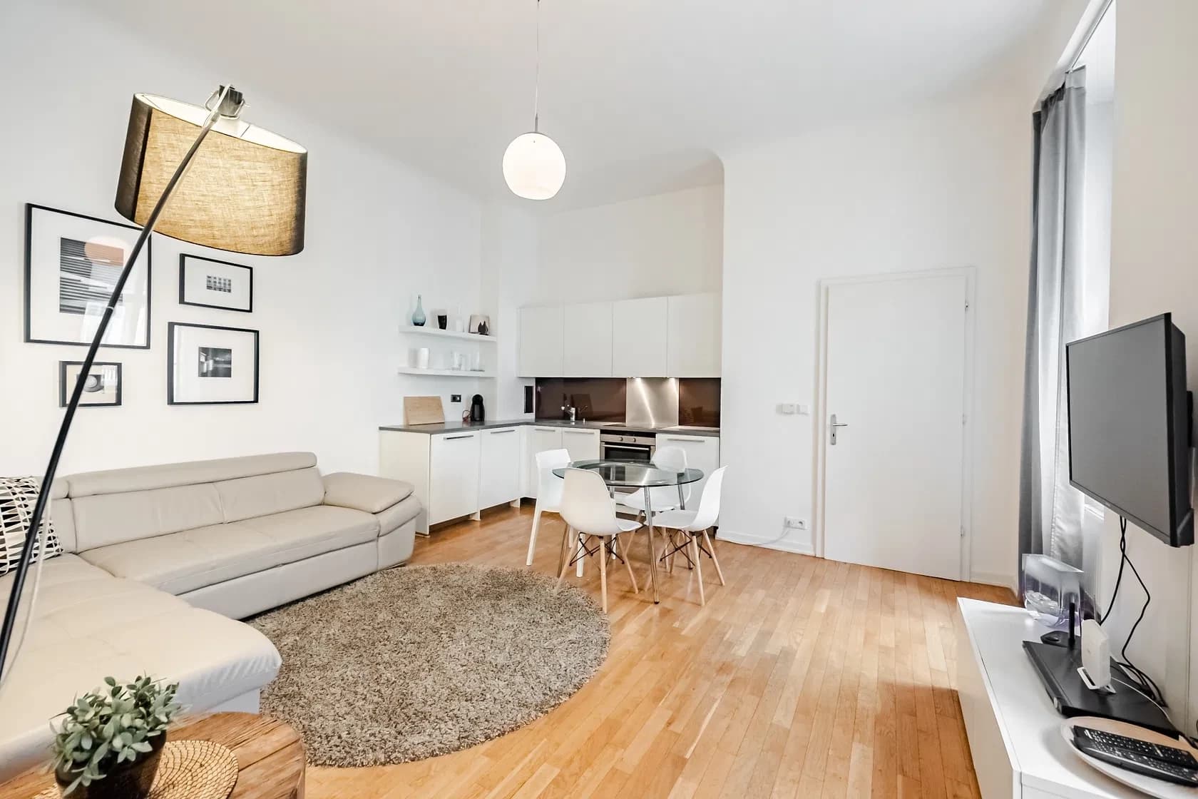 Pronájem bytu 2+kk 48 m², Náprstkova, Praha, Praha Pronájem bytu 2+kk 48 m², Náprstkova, Praha, Praha