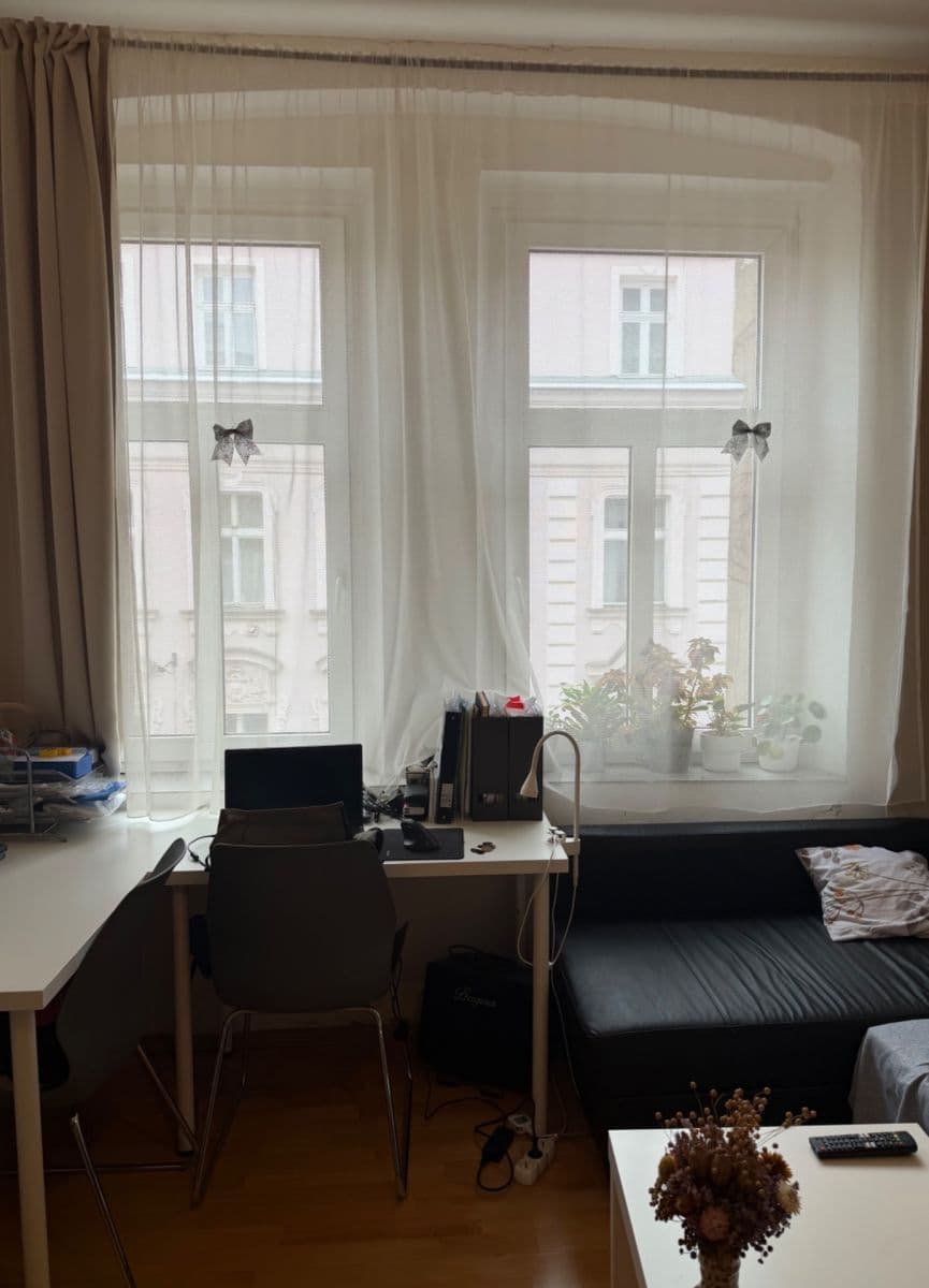 Prodej bytu 1+kk 33 m², Sevastopolská, Praha, Praha Prodej bytu 1+kk 33 m², Sevastopolská, Praha, Praha