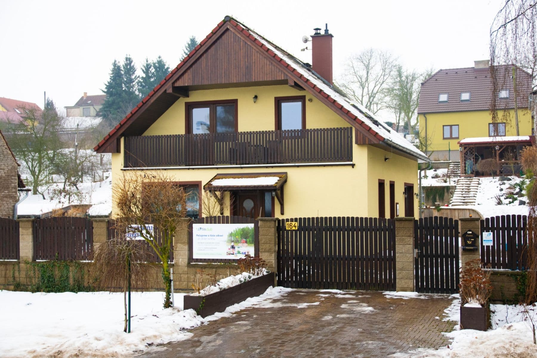 Prodej domu 163 m², pozemek 777 m², Slatina, Středočeský kraj Prodej domu 163 m², pozemek 777 m², Slatina, Středočeský kraj