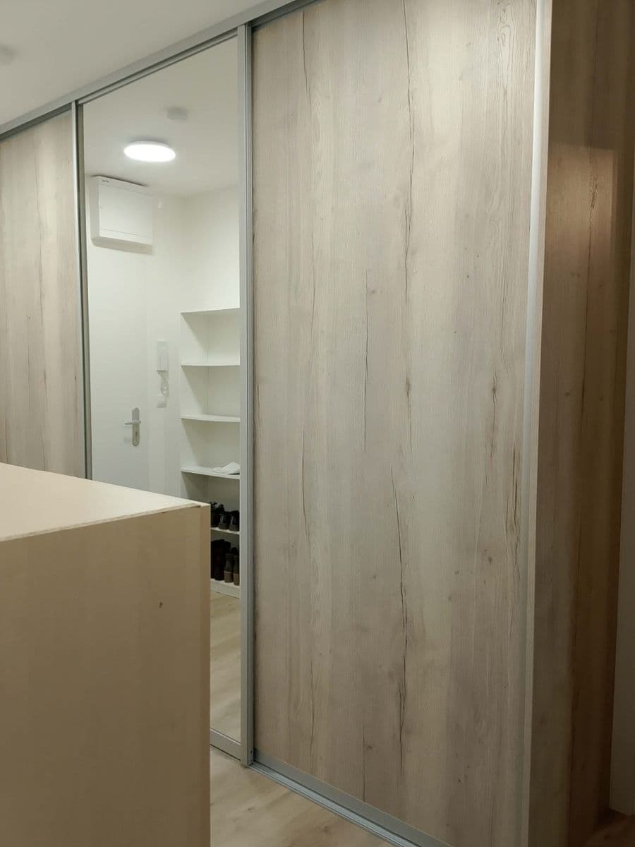 Prodej bytu 2+kk 51 m², Záhoří, Kuřim, Jihomoravský kraj Prodej bytu 2+kk 51 m², Záhoří, Kuřim, Jihomoravský kraj