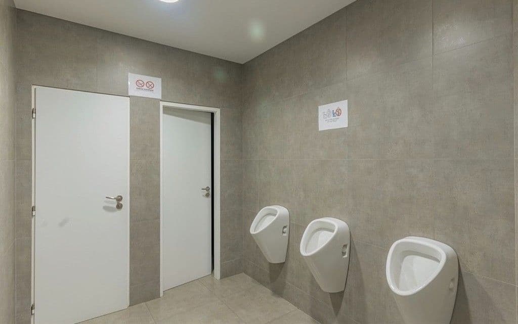 Pronájem kanceláře 22 m², Jenišovská, Praha, Praha Pronájem kanceláře 22 m², Jenišovská, Praha, Praha