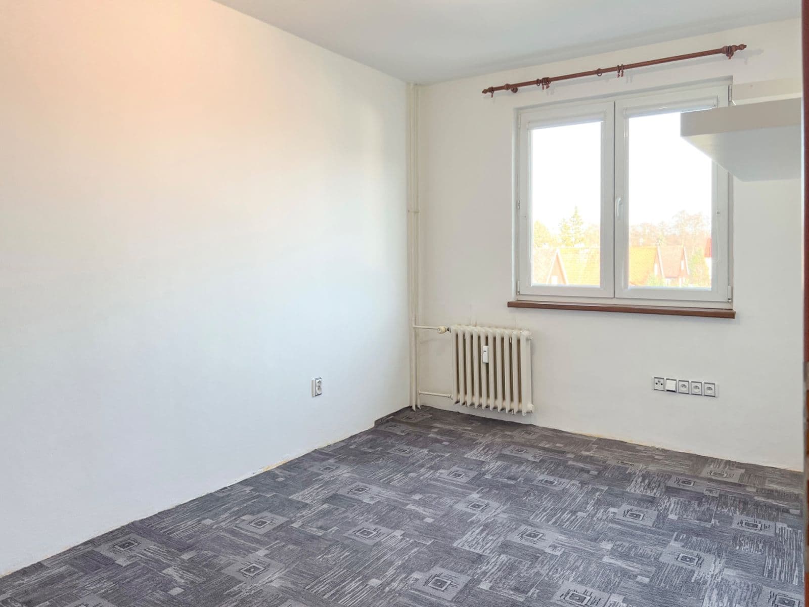 Pronájem bytu 3+1 56 m², Ječná, Hradec Králové, Královéhradecký kraj Pronájem bytu 3+1 56 m², Ječná, Hradec Králové, Královéhradecký kraj