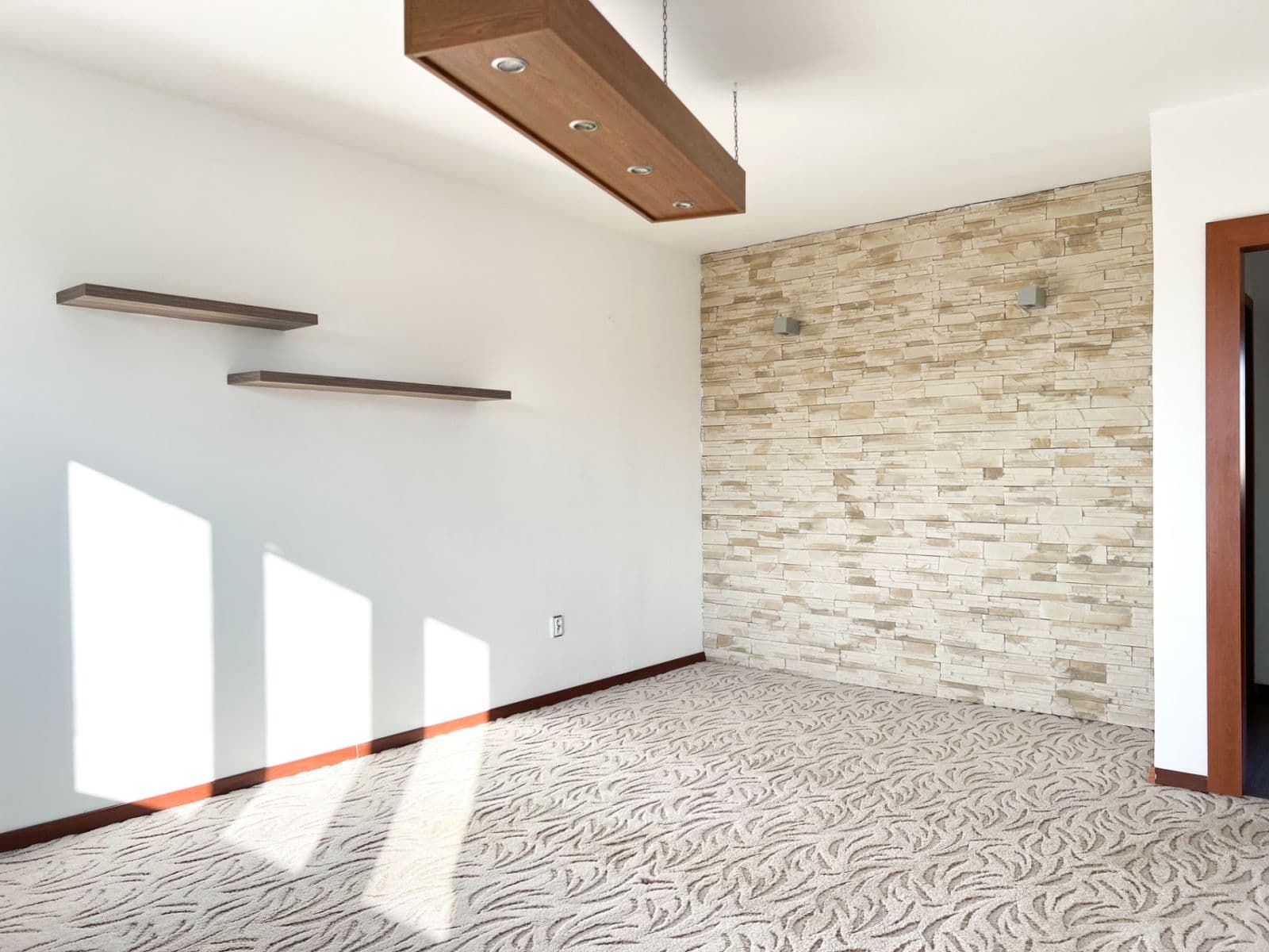 Pronájem bytu 3+1 56 m², Ječná, Hradec Králové, Královéhradecký kraj Pronájem bytu 3+1 56 m², Ječná, Hradec Králové, Královéhradecký kraj