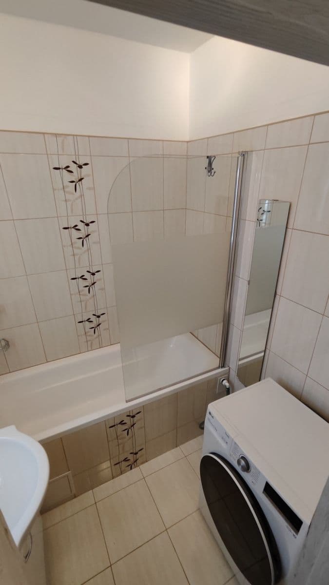 Pronájem bytu 2+kk 53 m², Tupolevova, Praha, Praha Pronájem bytu 2+kk 53 m², Tupolevova, Praha, Praha