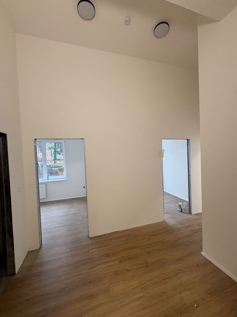 Pronájem bytu 3+kk 62 m², Revoluční, Žďár nad Sázavou, Kraj Vysočina Pronájem bytu 3+kk 62 m², Revoluční, Žďár nad Sázavou, Kraj Vysočina