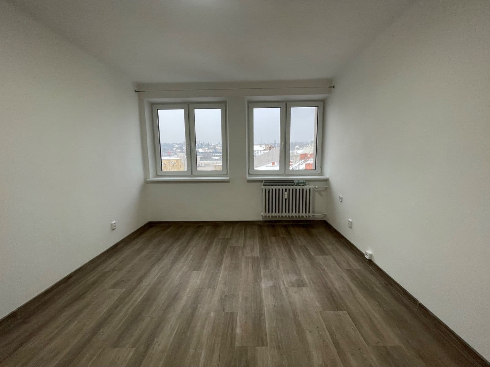 Pronájem bytu 1+kk 21 m², Sokolská třída, Ostrava, Moravskoslezský kraj Pronájem bytu 1+kk 21 m², Sokolská třída, Ostrava, Moravskoslezský kraj