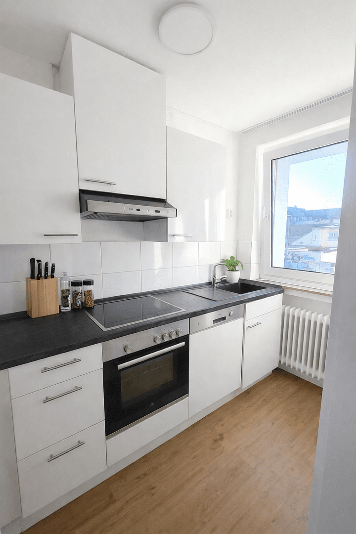 Prodej bytu 2+1 55 m², Köln, Severní Porýní-Vestfálsko Prodej bytu 2+1 55 m², Köln, Severní Porýní-Vestfálsko