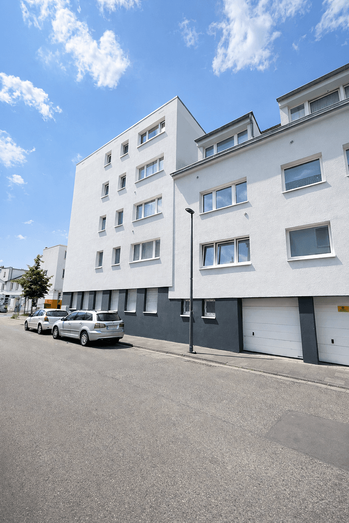 Prodej bytu 2+1 55 m², Köln, Severní Porýní-Vestfálsko Prodej bytu 2+1 55 m², Köln, Severní Porýní-Vestfálsko