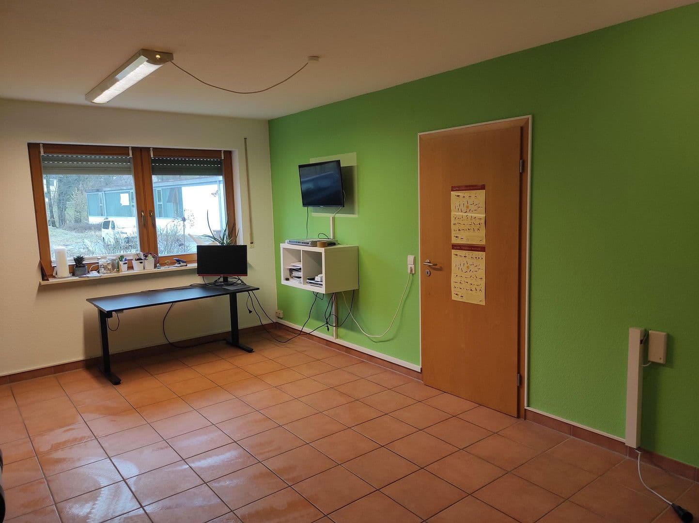 Pronájem kanceláře 8 m², Eberstaler Str, 26, Ingelfingen, Bádensko-Württembersko Pronájem kanceláře 8 m², Eberstaler Str, 26, Ingelfingen, Bádensko-Württembersko