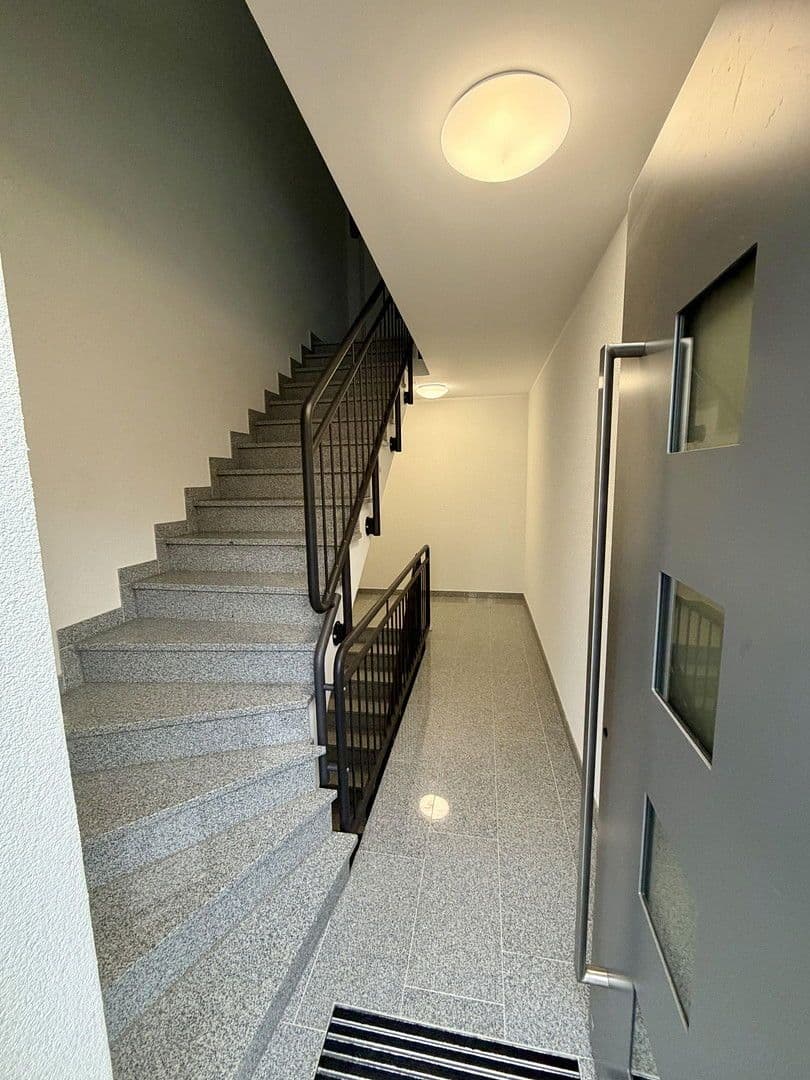 Pronájem bytu 2+1 64 m², Griesheim, Hessen Pronájem bytu 2+1 64 m², Griesheim, Hessen