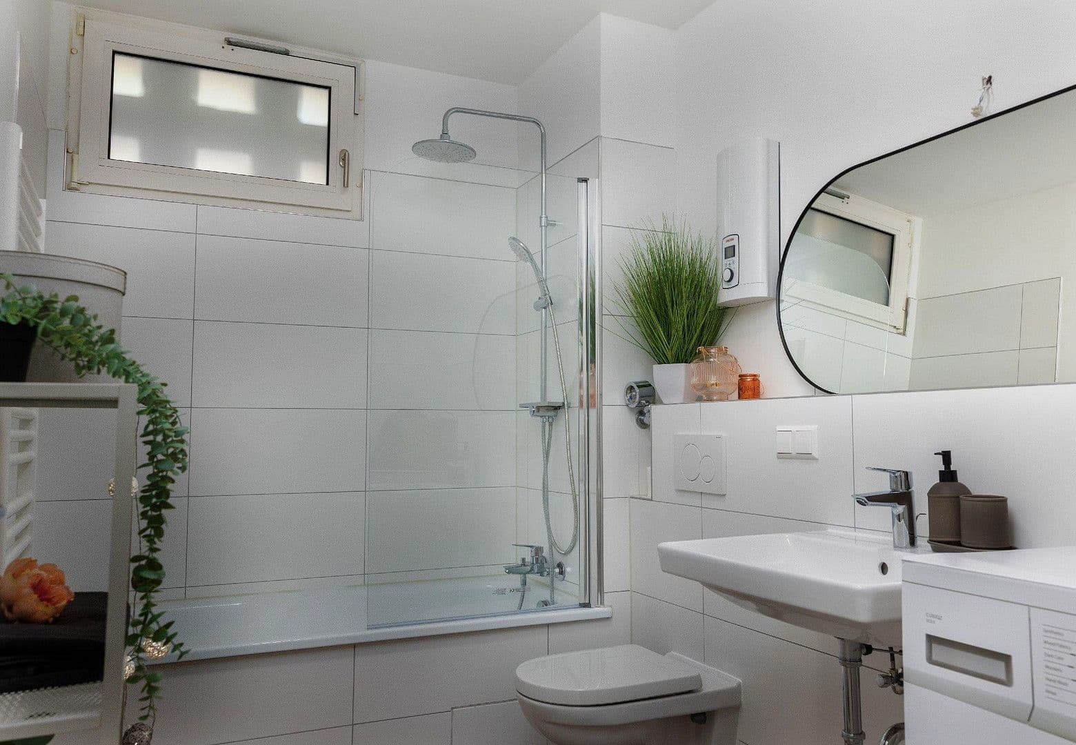 Prodej bytu 3+1 80 m², Sankt Augustin, Severní Porýní-Vestfálsko Prodej bytu 3+1 80 m², Sankt Augustin, Severní Porýní-Vestfálsko