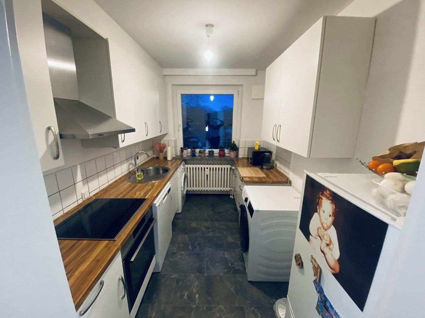 Pronájem bytu 3+1 68 m², Pinneberger Straße 55a, Wedel, Šlesvicko-Holštýnsko Pronájem bytu 3+1 68 m², Pinneberger Straße 55a, Wedel, Šlesvicko-Holštýnsko