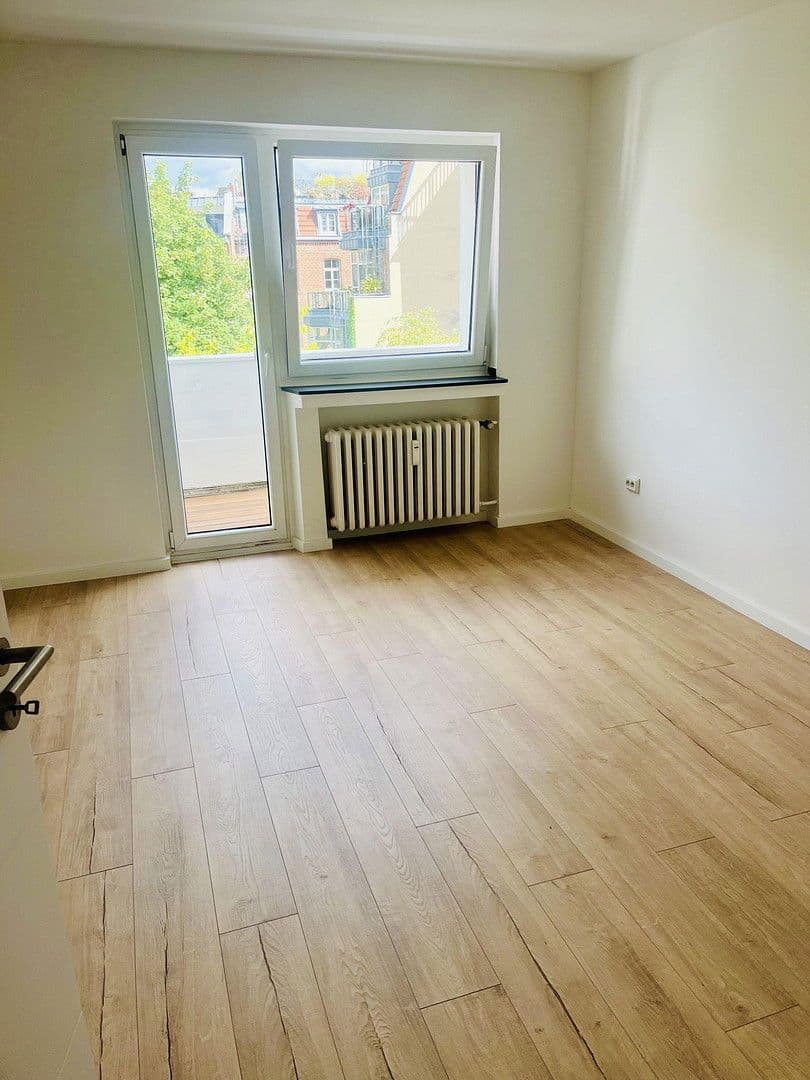 Prodej bytu 2+1 65 m², Köln, Severní Porýní-Vestfálsko Prodej bytu 2+1 65 m², Köln, Severní Porýní-Vestfálsko
