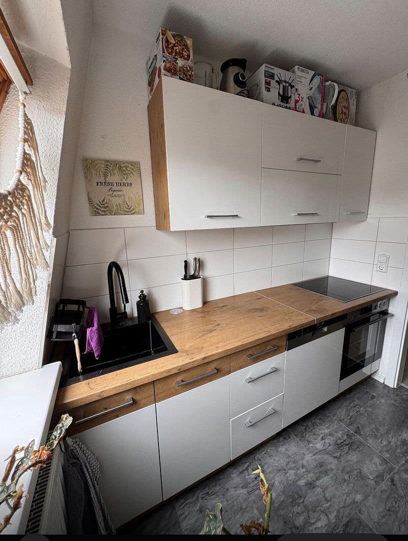 Pronájem bytu 2+1 62 m², Poststr.16, Meerane, Sasko Pronájem bytu 2+1 62 m², Poststr.16, Meerane, Sasko