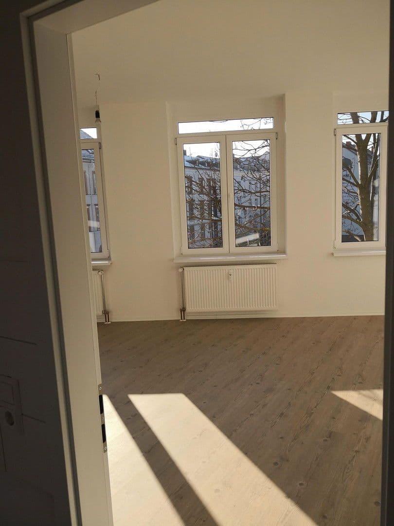 Pronájem bytu 2+1 62 m², Poststr.16, Meerane, Sasko Pronájem bytu 2+1 62 m², Poststr.16, Meerane, Sasko