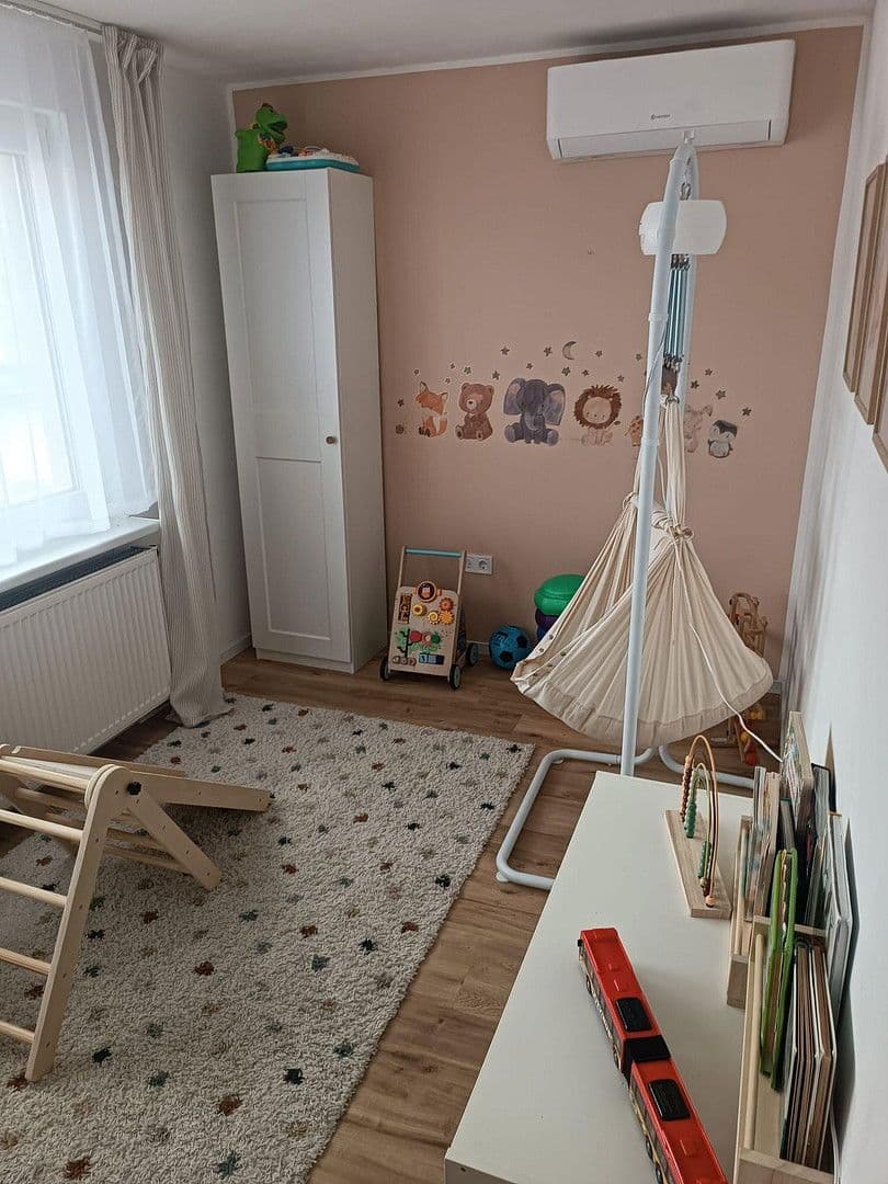 Prodej bytu 4+1 87 m², Östringen, Bádensko-Württembersko Prodej bytu 4+1 87 m², Östringen, Bádensko-Württembersko