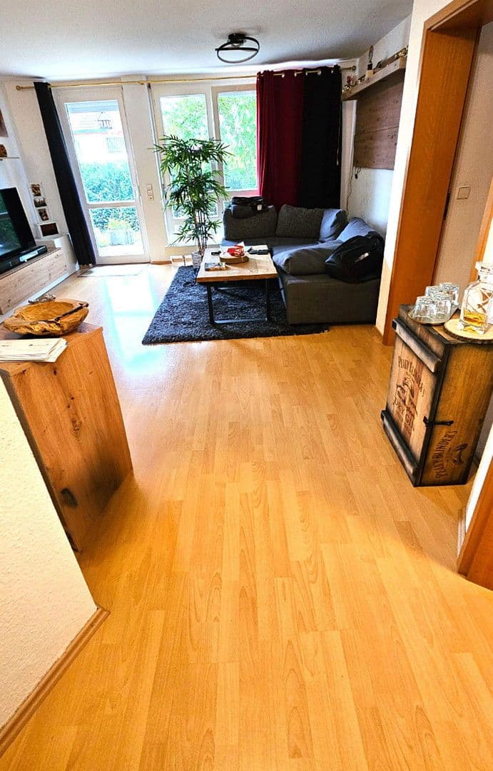 Pronájem bytu 2+1 50 m², Lange Äcker 42, Denkendorf, Bádensko-Württembersko Pronájem bytu 2+1 50 m², Lange Äcker 42, Denkendorf, Bádensko-Württembersko