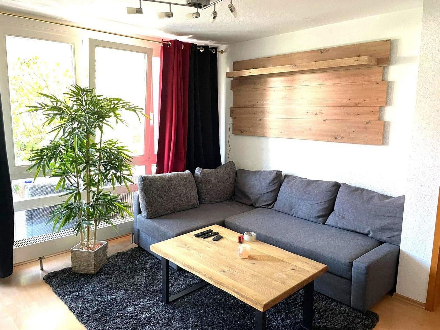 Pronájem bytu 2+1 50 m², Lange Äcker 42, Denkendorf, Bádensko-Württembersko Pronájem bytu 2+1 50 m², Lange Äcker 42, Denkendorf, Bádensko-Württembersko