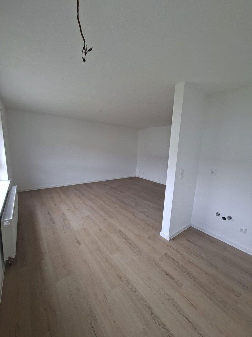 Pronájem bytu 1+1 28 m², Johanniter Straße 9/3, Bad Friedrichshall, Bádensko-Württembersko Pronájem bytu 1+1 28 m², Johanniter Straße 9/3, Bad Friedrichshall, Bádensko-Württembersko