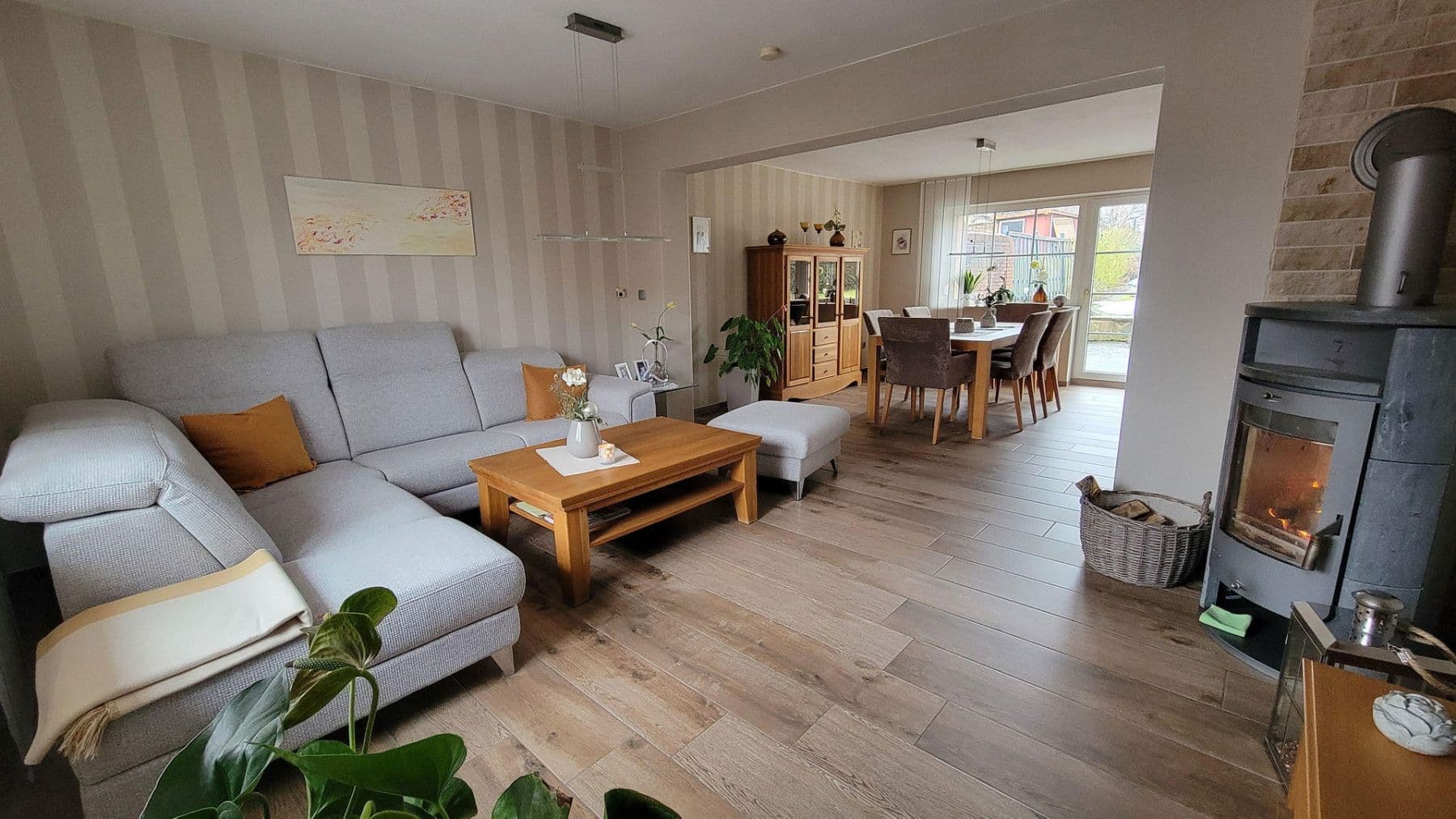 Prodej domu 117 m², pozemek 550 m², Helmstedt, Dolní Sasko Prodej domu 117 m², pozemek 550 m², Helmstedt, Dolní Sasko