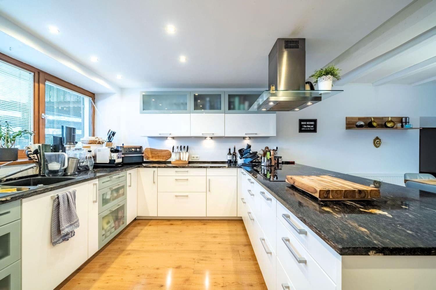 Prodej bytu 6+1 260 m², Andechs, Bavorsko Prodej bytu 6+1 260 m², Andechs, Bavorsko