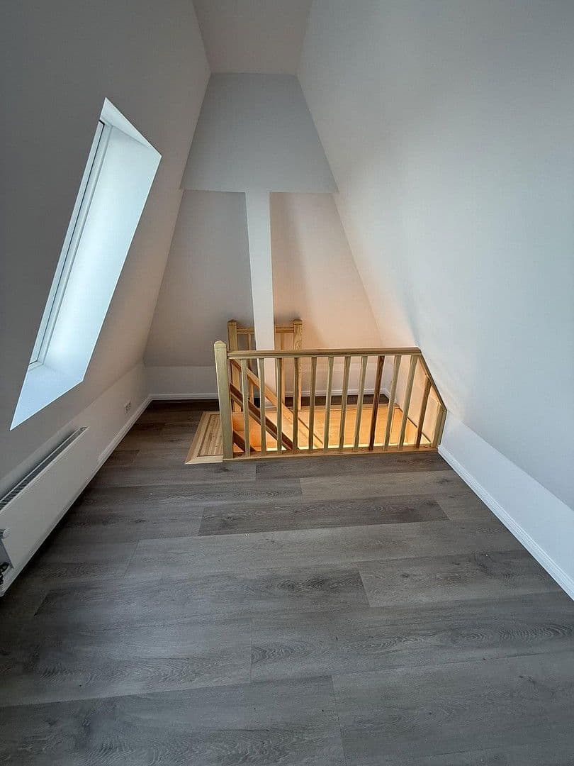 Pronájem bytu 2+1 80 m², Berlin, Berlín Pronájem bytu 2+1 80 m², Berlin, Berlín