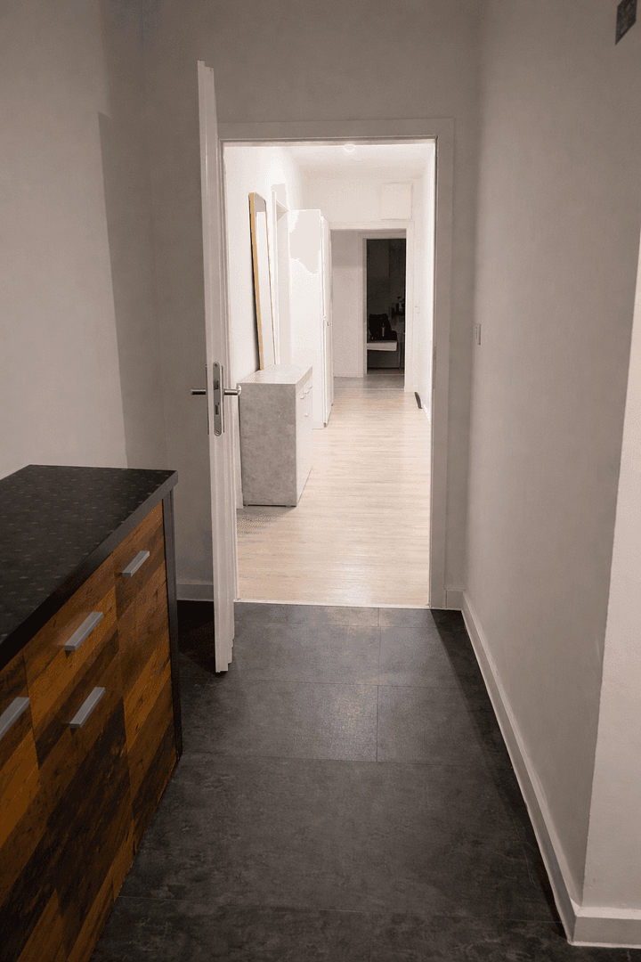 Pronájem bytu 5+1 114 m², Geußnitzer Str. 7, Žíč, Sasko-Anhaltsko Pronájem bytu 5+1 114 m², Geußnitzer Str. 7, Žíč, Sasko-Anhaltsko