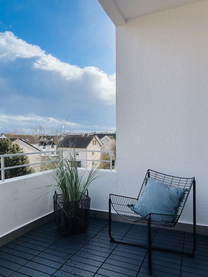 Prodej bytu 3+1 74 m², Kelkheim (Taunus), Hessen Prodej bytu 3+1 74 m², Kelkheim (Taunus), Hessen