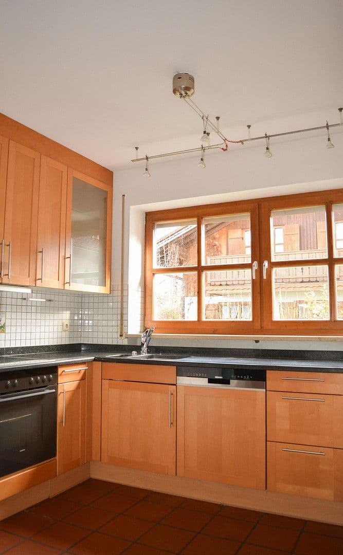 Prodej domu 180 m², pozemek 362 m², Königsdorf, Bavorsko Prodej domu 180 m², pozemek 362 m², Königsdorf, Bavorsko