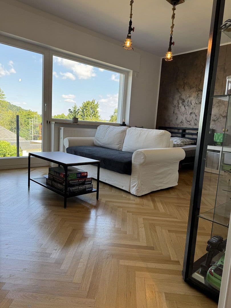Prodej domu 257 m², pozemek 1.054 m², Bad Kreuznach, Porýní-Falc Prodej domu 257 m², pozemek 1.054 m², Bad Kreuznach, Porýní-Falc