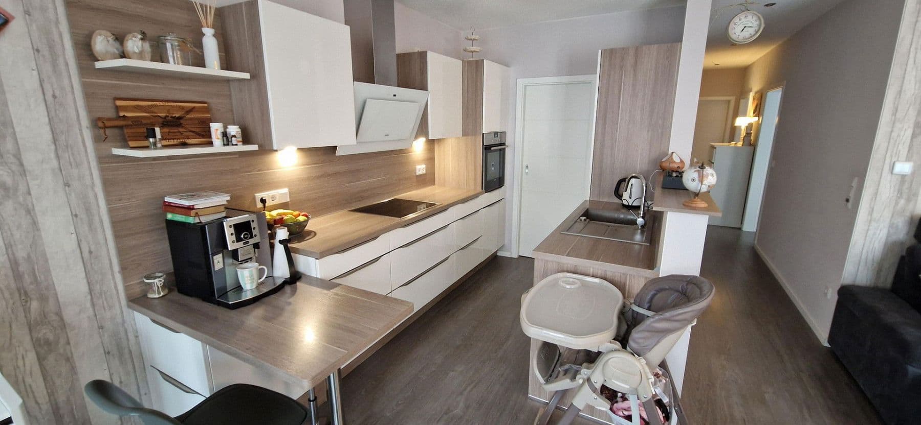 Prodej bytu 3+1 88 m², Lohmar, Severní Porýní-Vestfálsko Prodej bytu 3+1 88 m², Lohmar, Severní Porýní-Vestfálsko