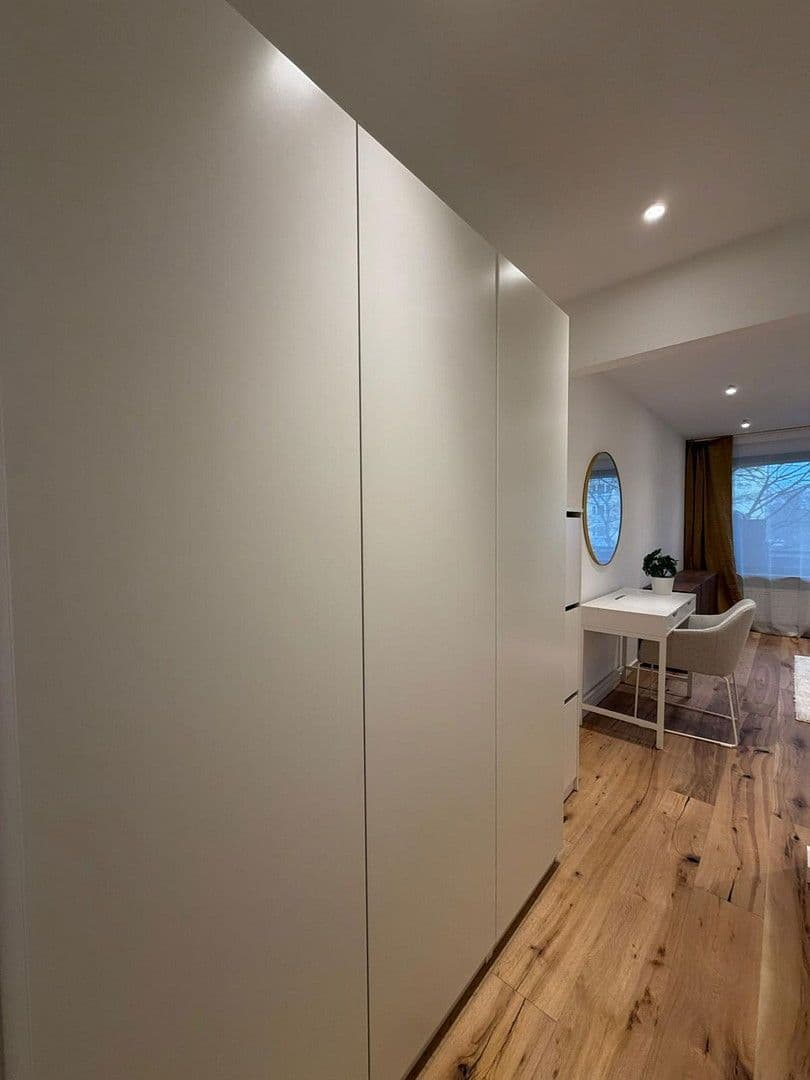 Pronájem bytu 1+1 26 m², Weinbergerstraße 111, München, Bavorsko Pronájem bytu 1+1 26 m², Weinbergerstraße 111, München, Bavorsko