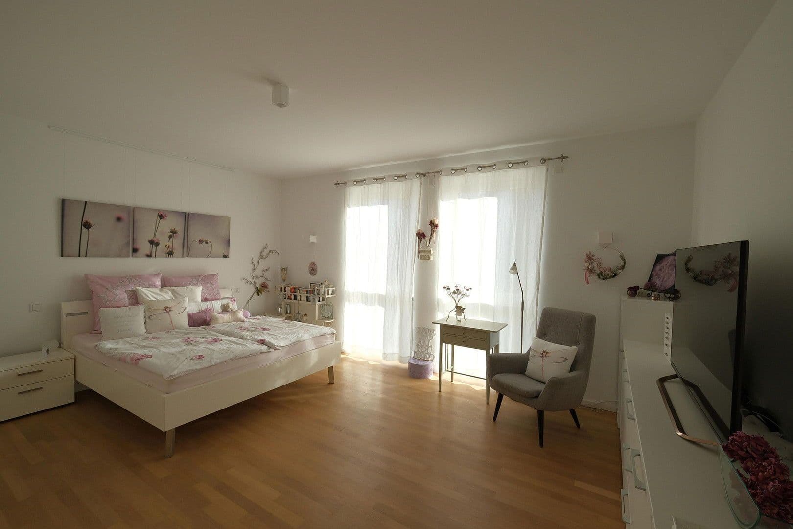 Prodej bytu 3+1 121 m², Berlin, Berlín Prodej bytu 3+1 121 m², Berlin, Berlín