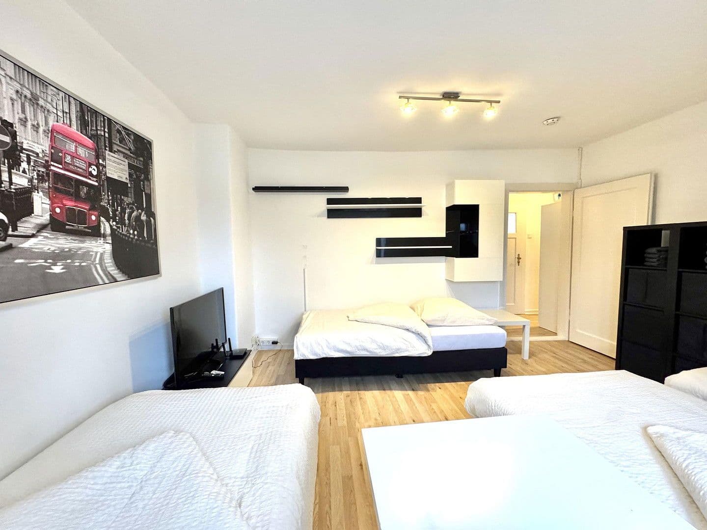 Pronájem bytu 2+1 43 m², Henckellweg 13, Hannover, Dolní Sasko Pronájem bytu 2+1 43 m², Henckellweg 13, Hannover, Dolní Sasko